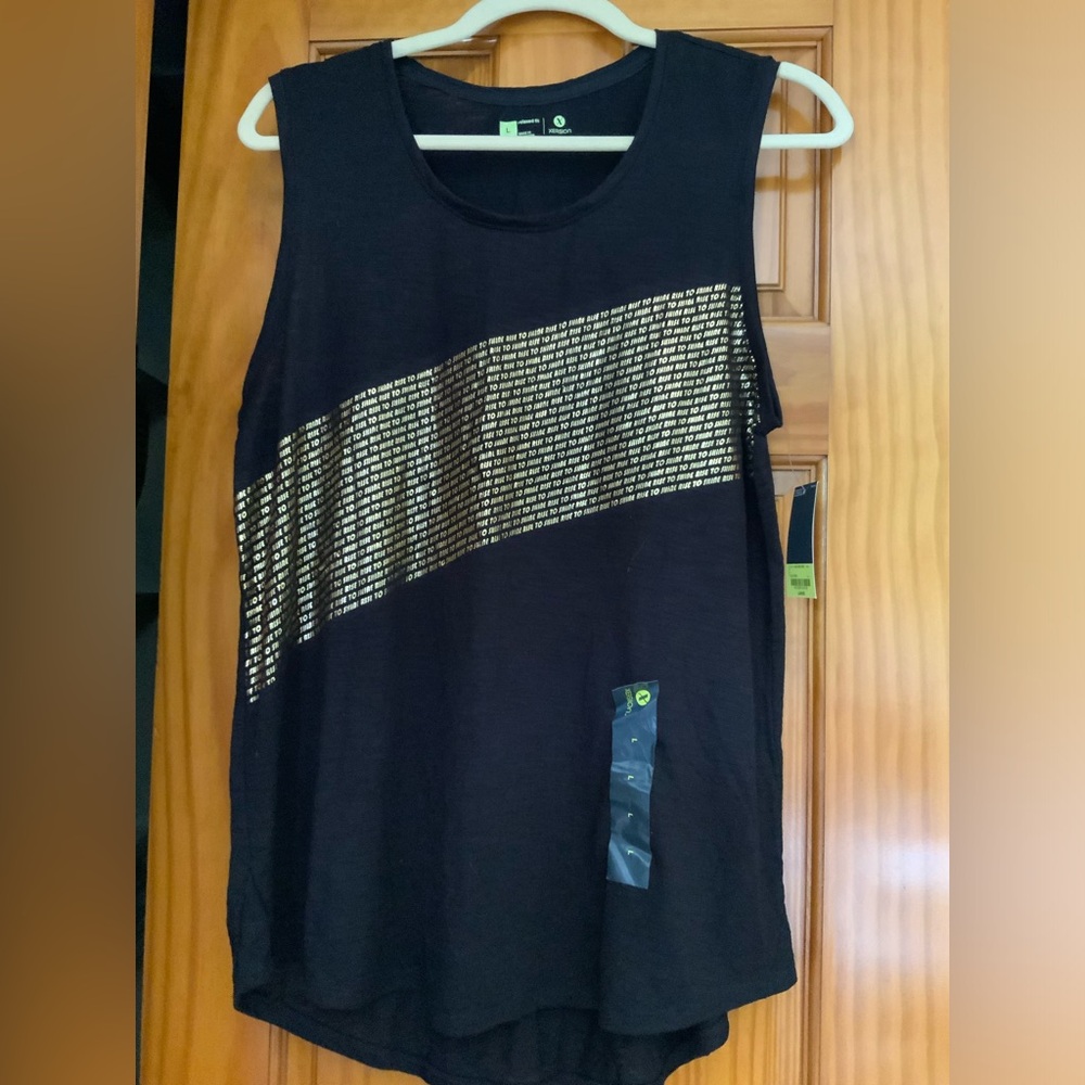 NWT XERSION workout tank top Size LG Black, with Gold